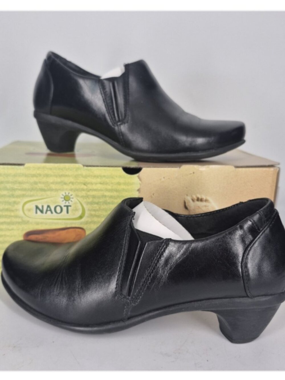 Naot Shoes Women's Size 6 Clogs Black Slip On Casual Comfort Closed Toe Heels